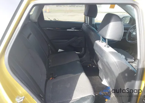 2021 Kia Seltos S z USA, uszkodzony, nr VIN KNDEUCAA6M7085751